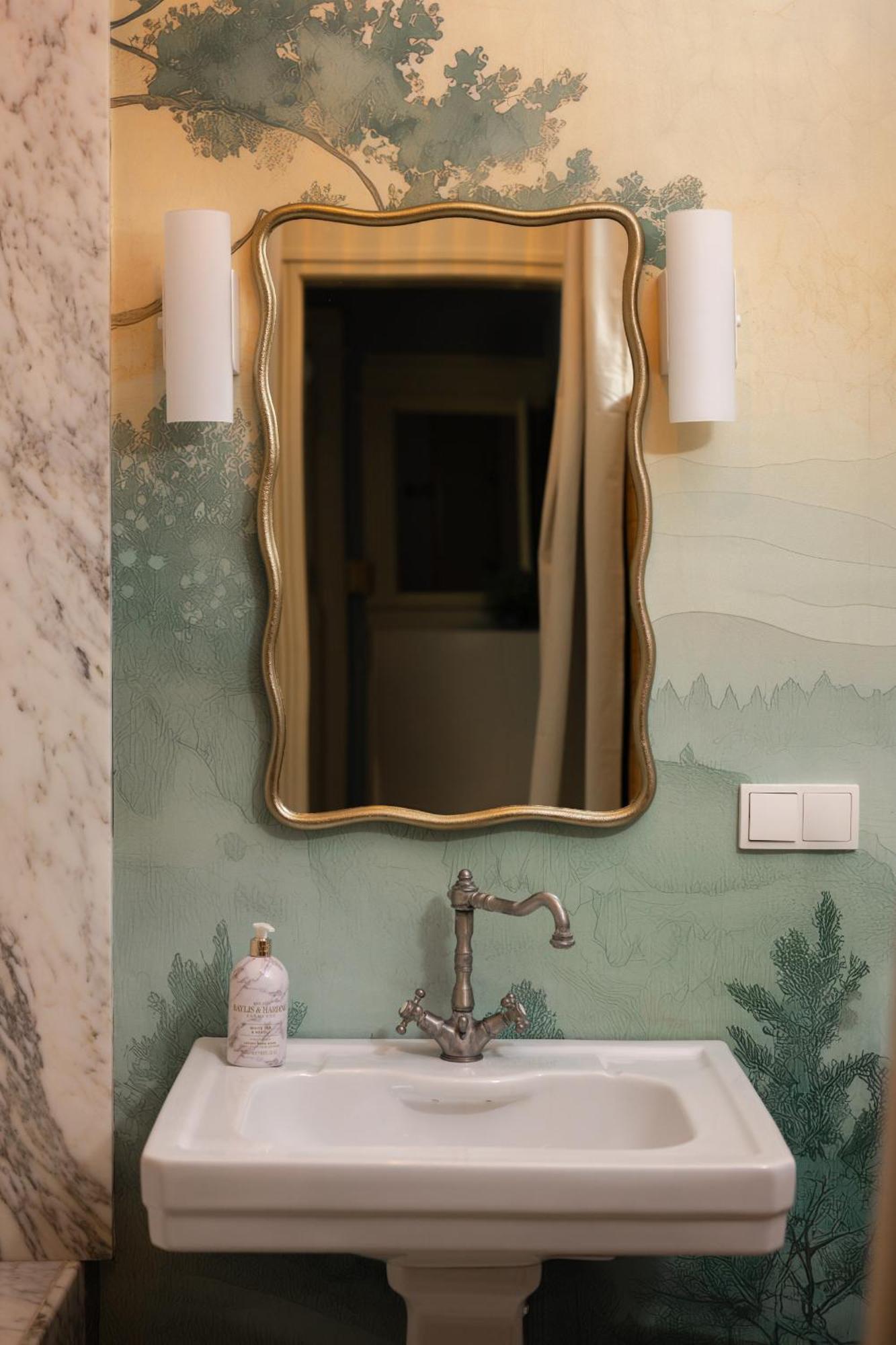 Airstay : Deluxe Old Town Apartamento *